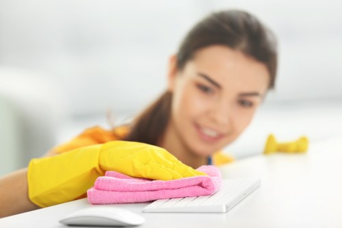 Free quote process for a move out cleaning service with clear rates