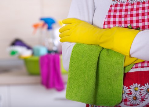 End of tenancy deep cleaning for a flat with limited access