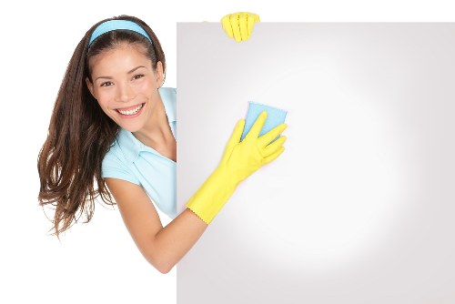 Move out carpet cleaning in an apartment with tight access and hallway flooring